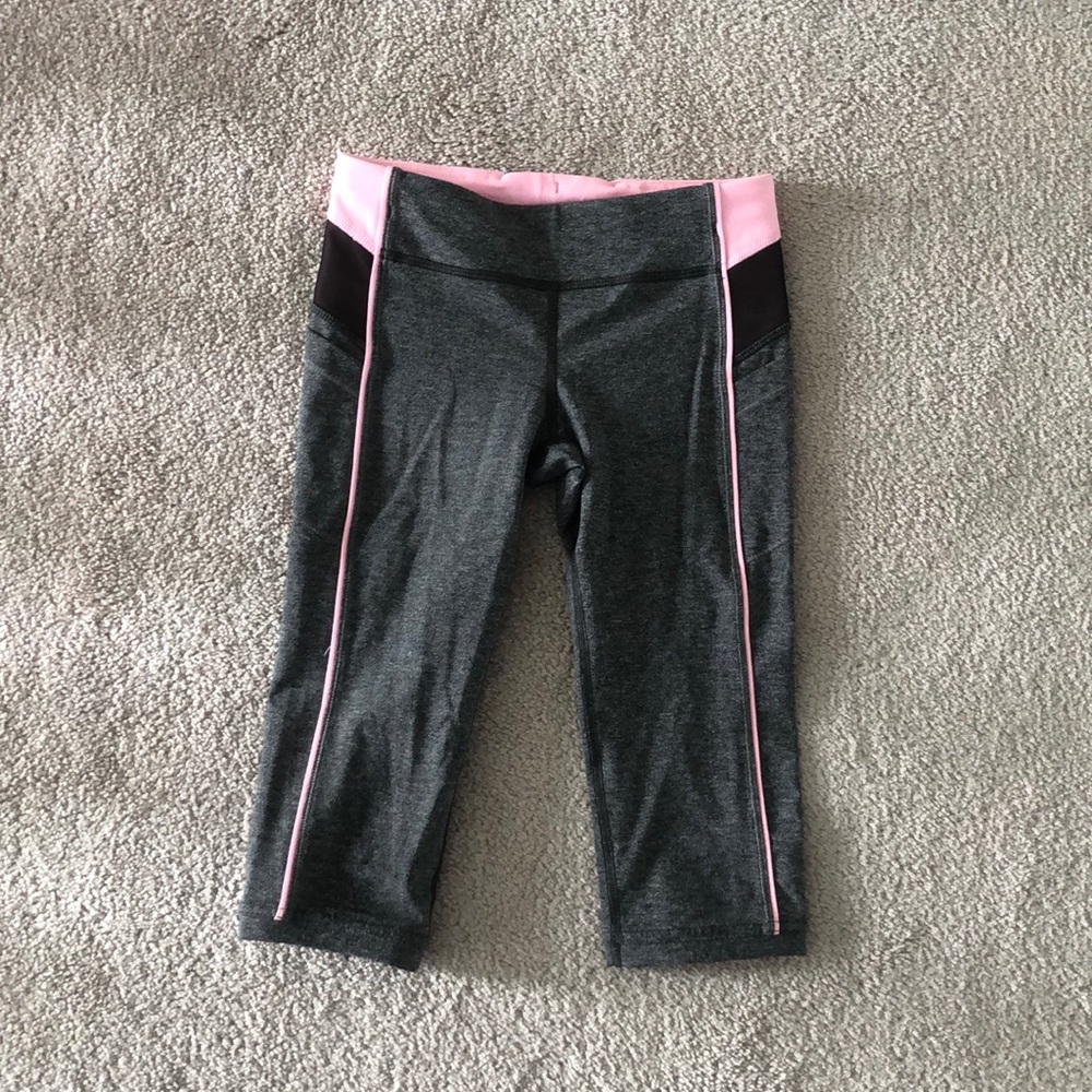 Ivivva capri leggings